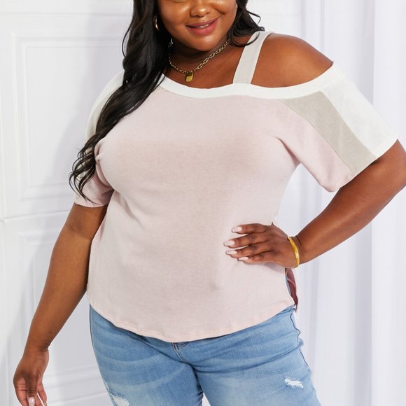 Andree by Unit Full Size Something Simple Cold Shoulder Tee - Picture 7 of 11